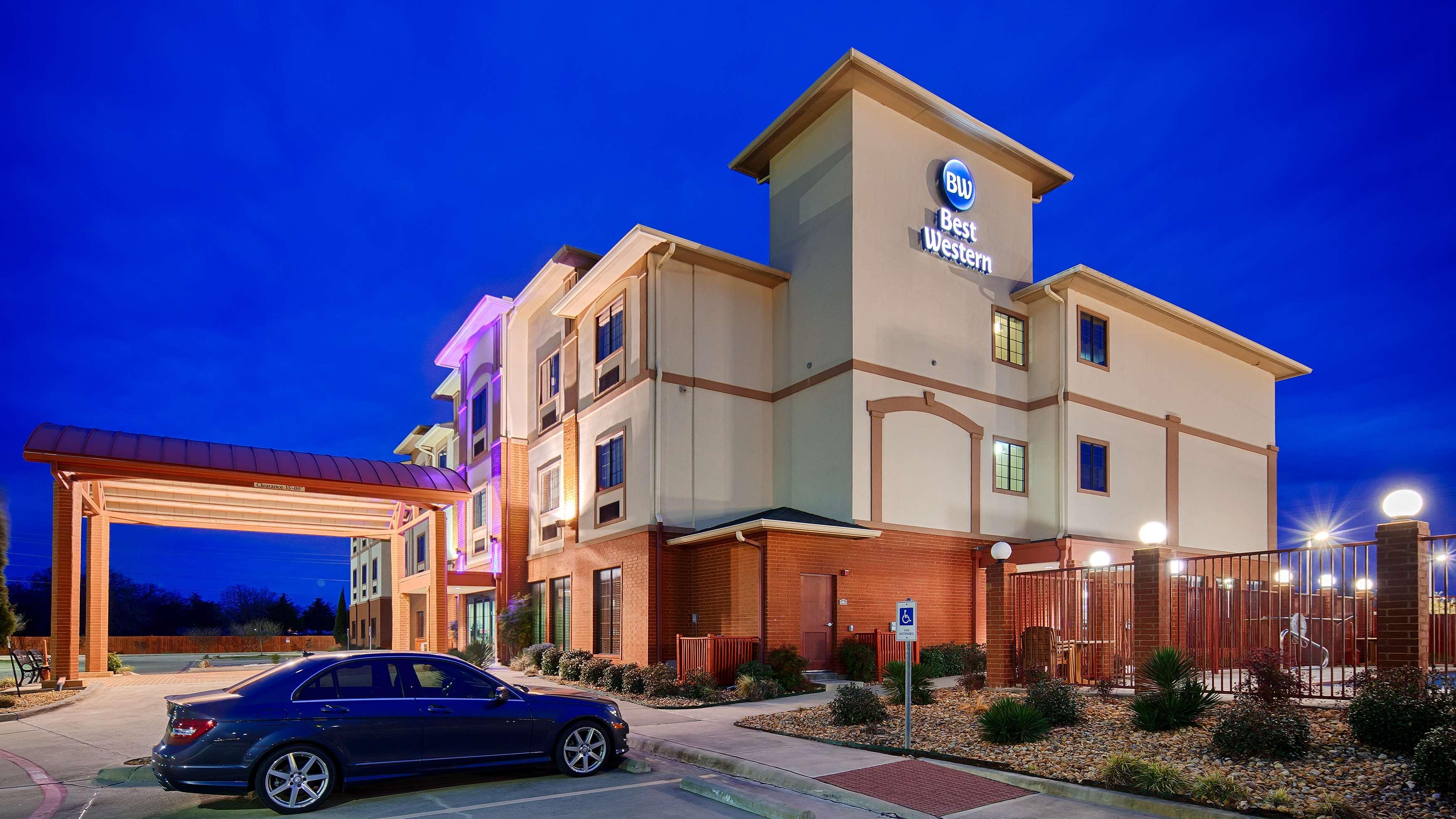 Best Western Giddings Inn & Suites Exteriér fotografie